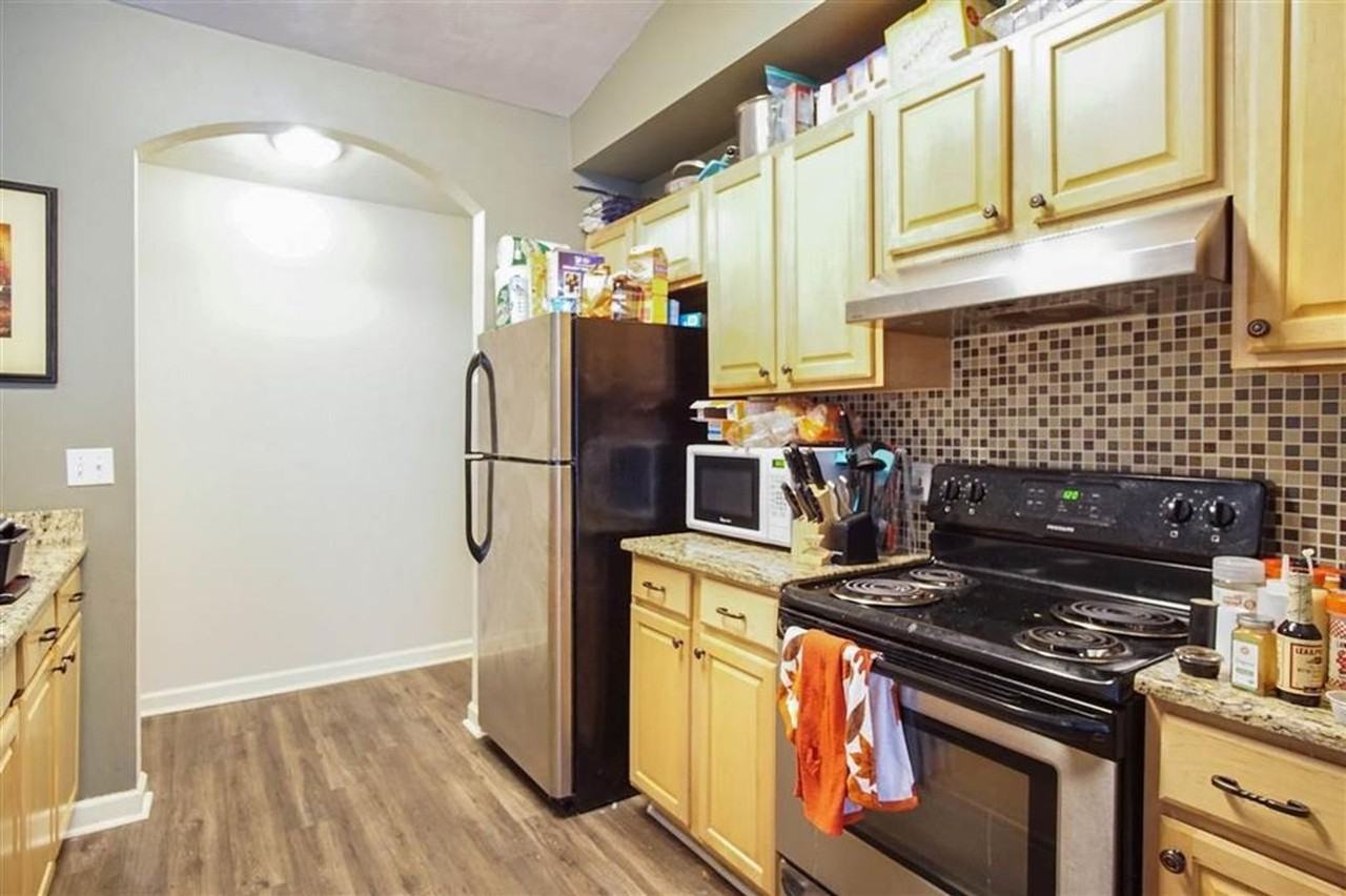 1913 Devra Dr - Photo 2 of 9
