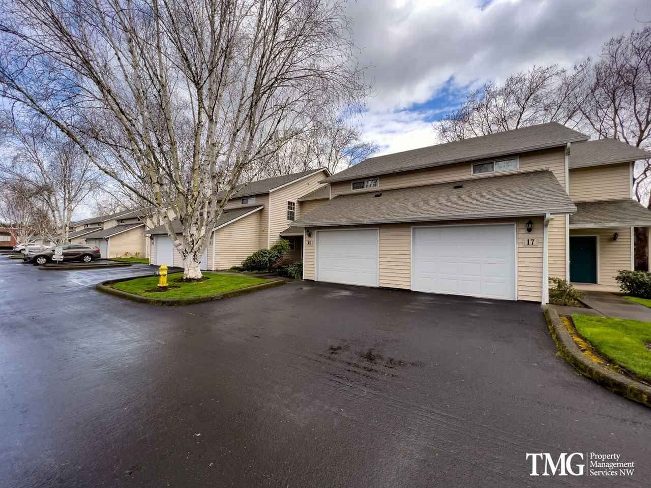 4701 Ne 77th Ave #E18 - Photo 4 of 37