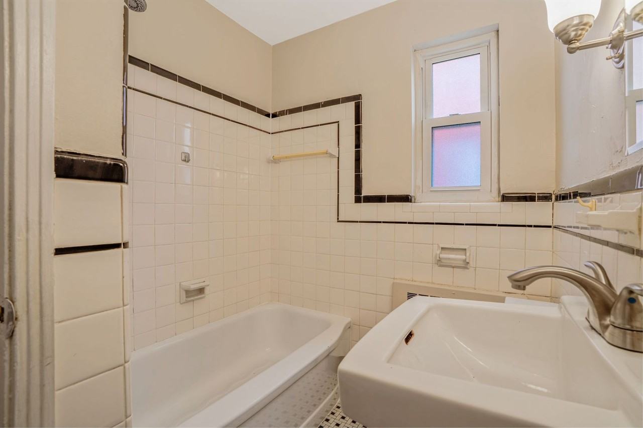 180 Spring Ave #4 - Photo 7 of 16