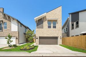 featured image of 5831 Francis Oak Pl