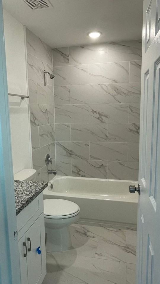 8226 Linda Vista Rd #B - Photo 7 of 13