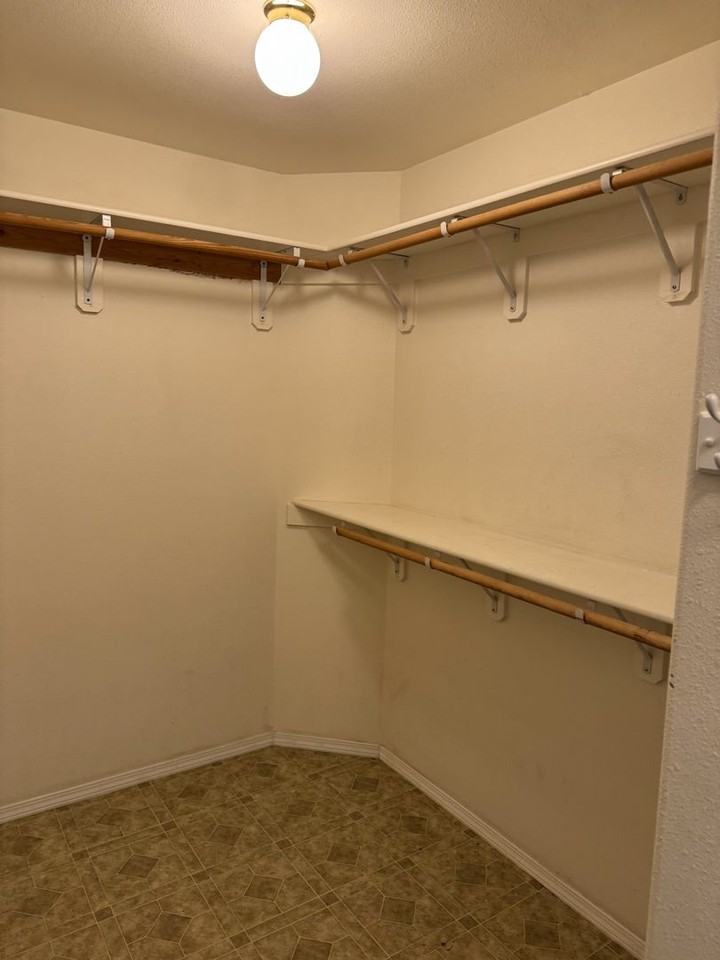 71707 Wayne Ln - Photo 2 of 40