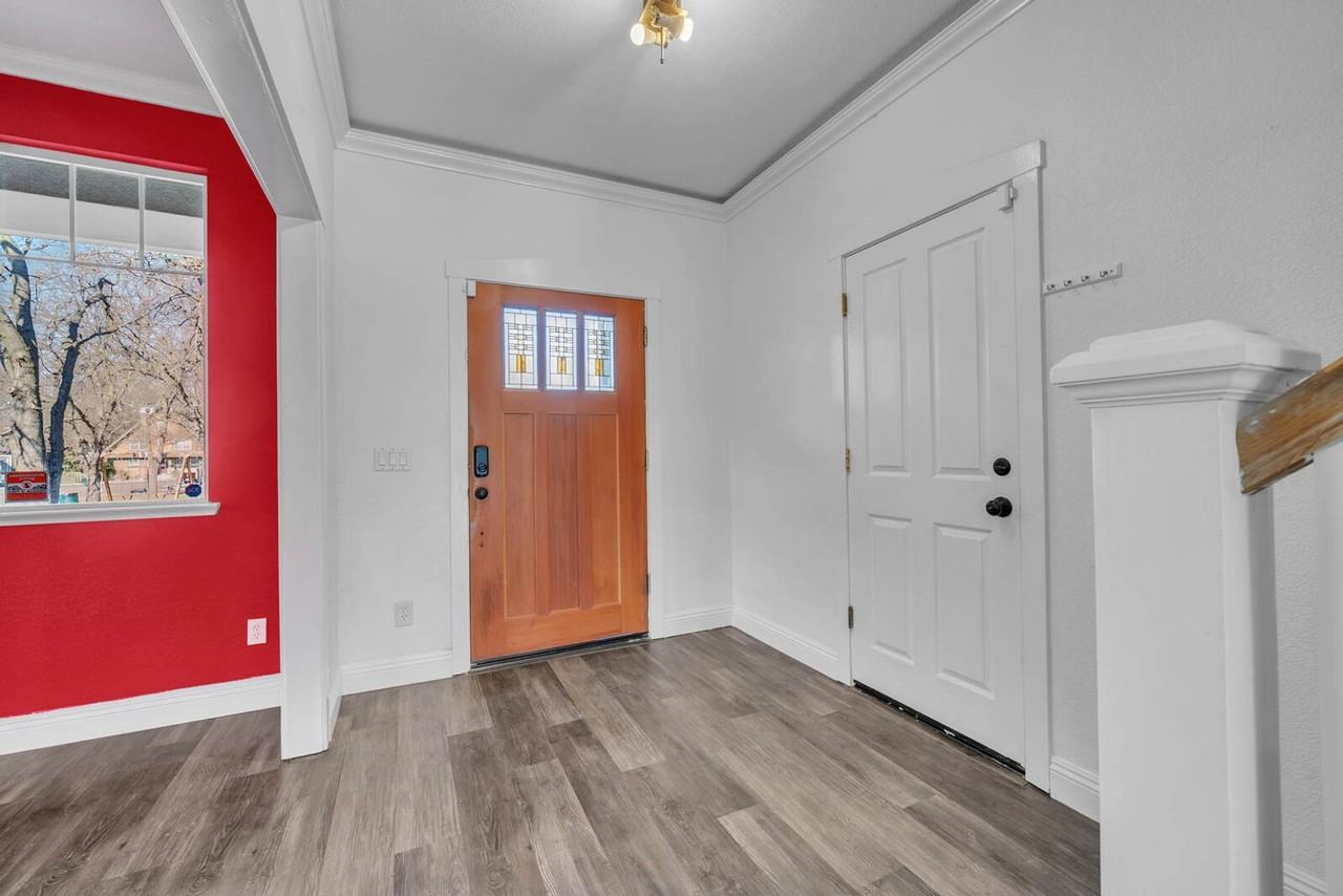 4150 Watrous Ct - Photo 4 of 40