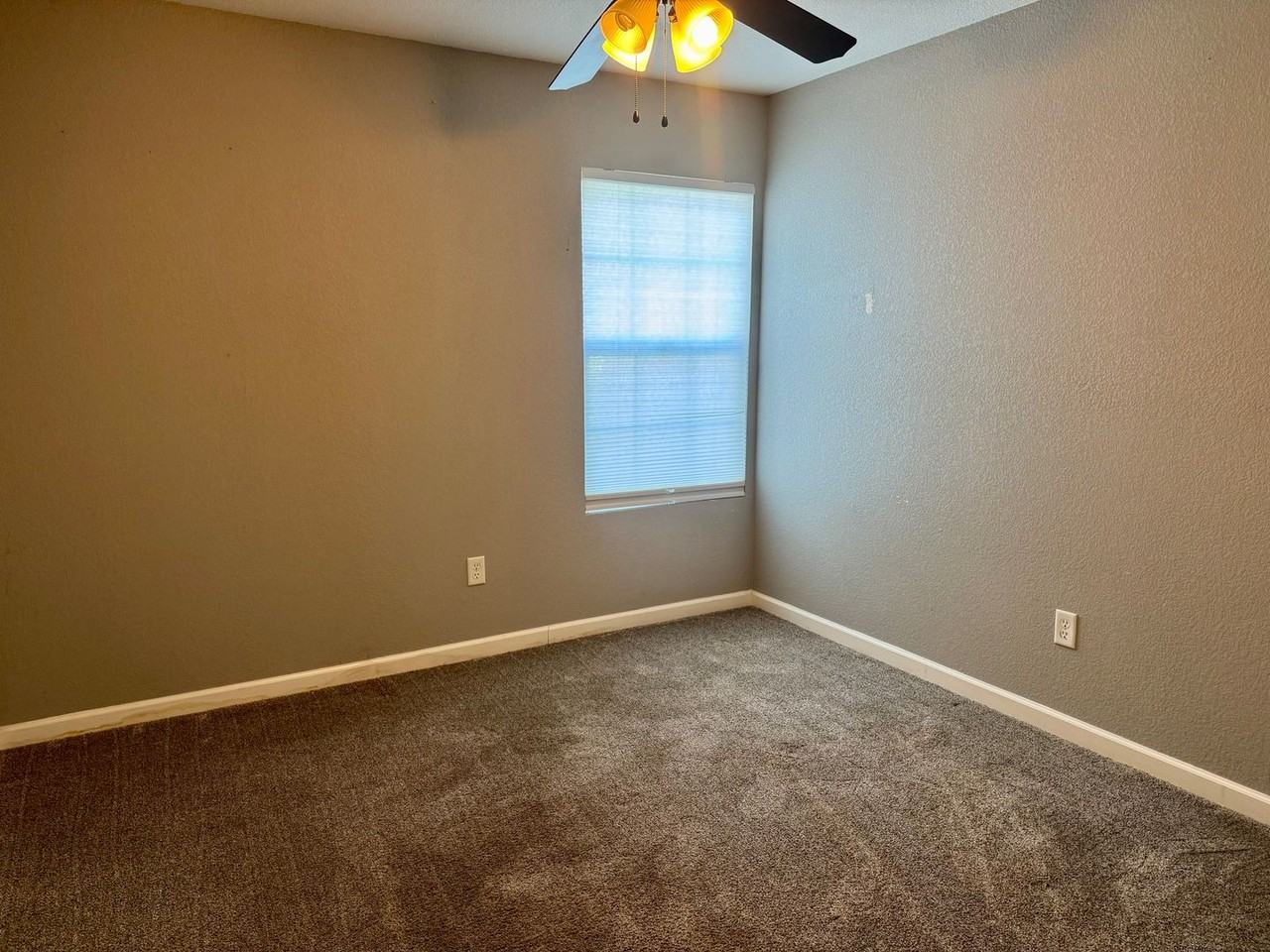 9991 Dulcinea St - Photo 5 of 12