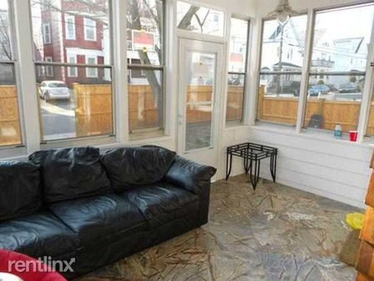 32 Ashford Street - Photo 3 of 6