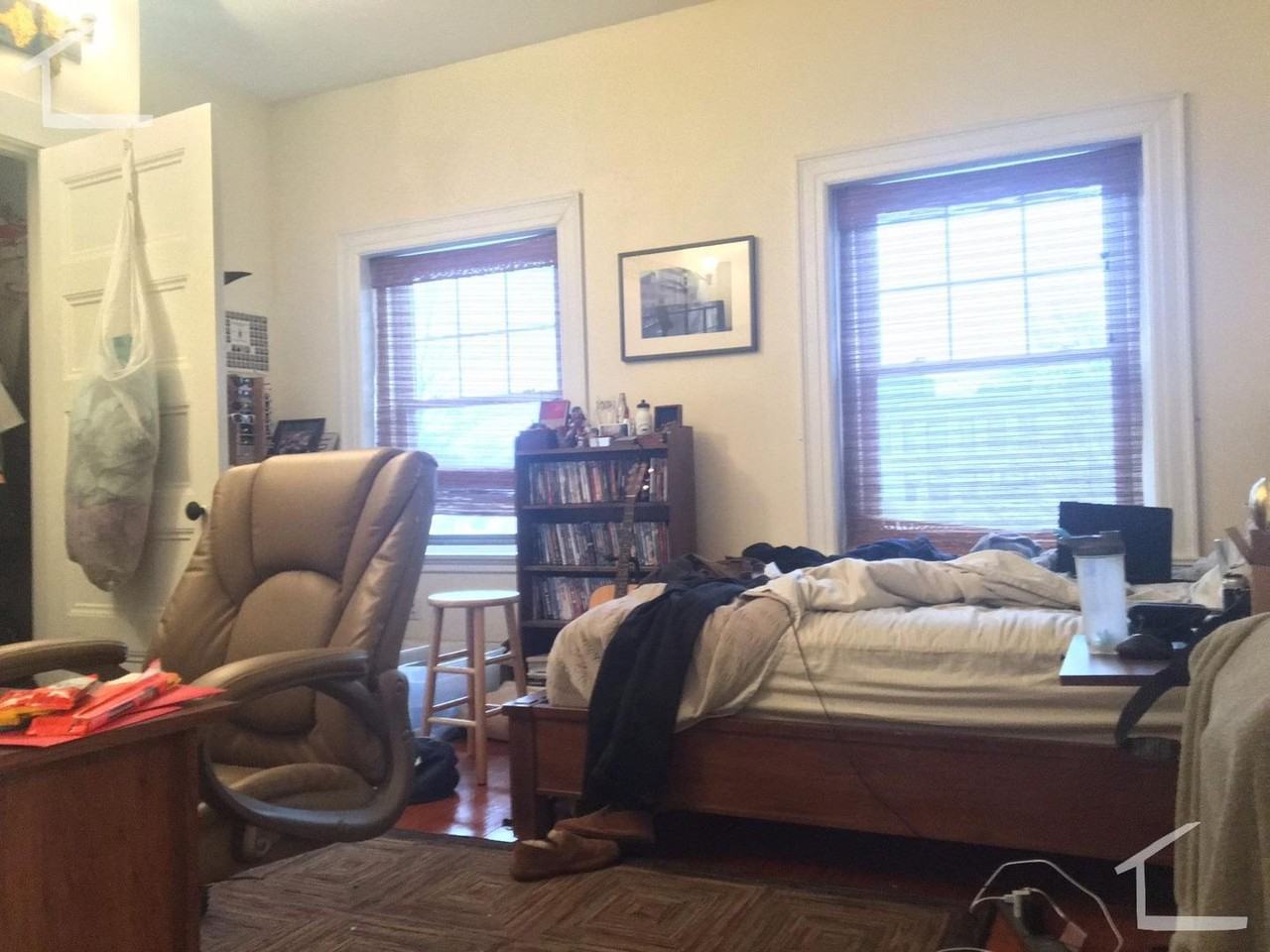 1683 Beacon St - Photo 5 of 17