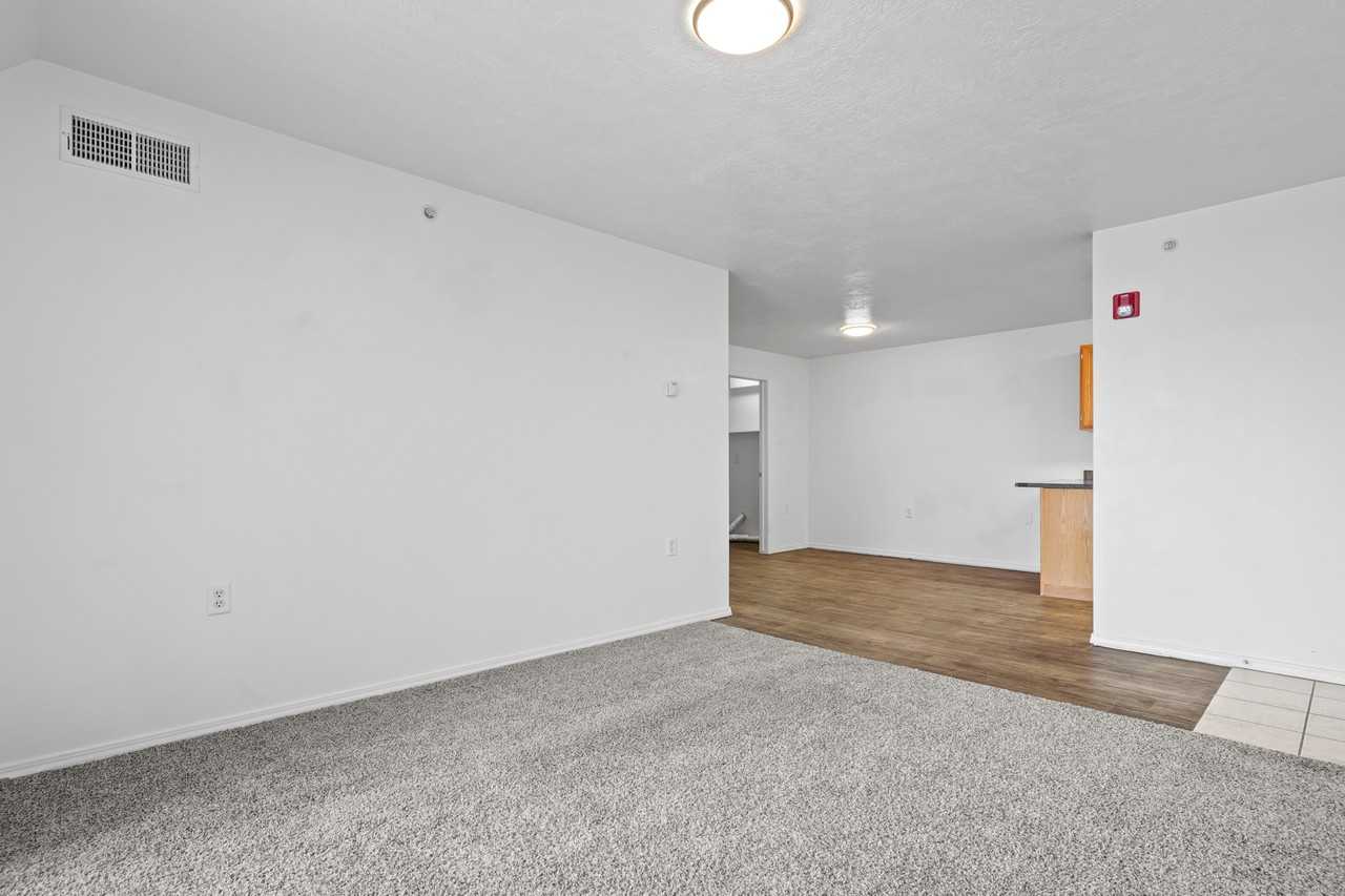 Bridger Pointe - Photo 4 of 30