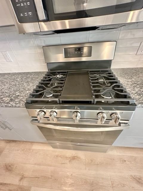 8421 8421 183A #02-220 - Photo 7 of 10