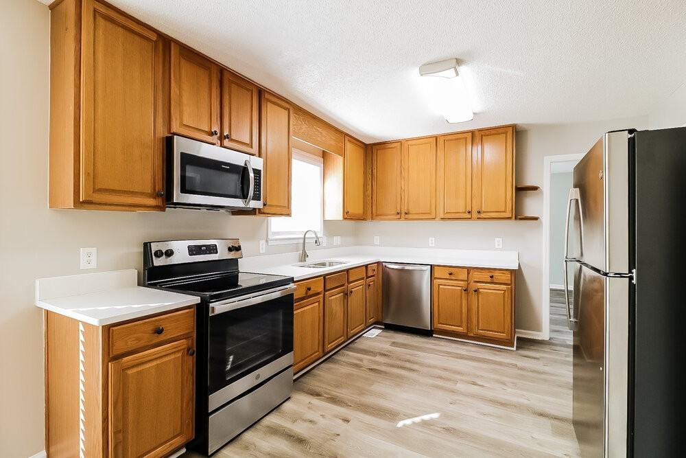 100 Kildare Ct - Photo 6 of 16