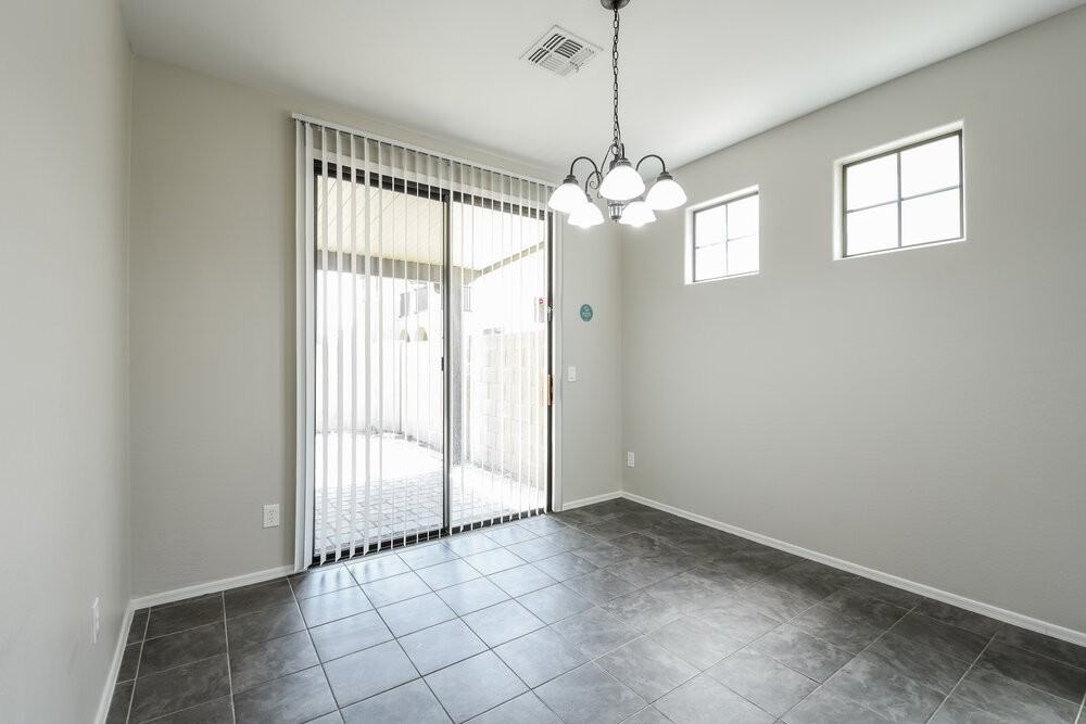 2403 W Dusty Wren Dr - Photo 7 of 17