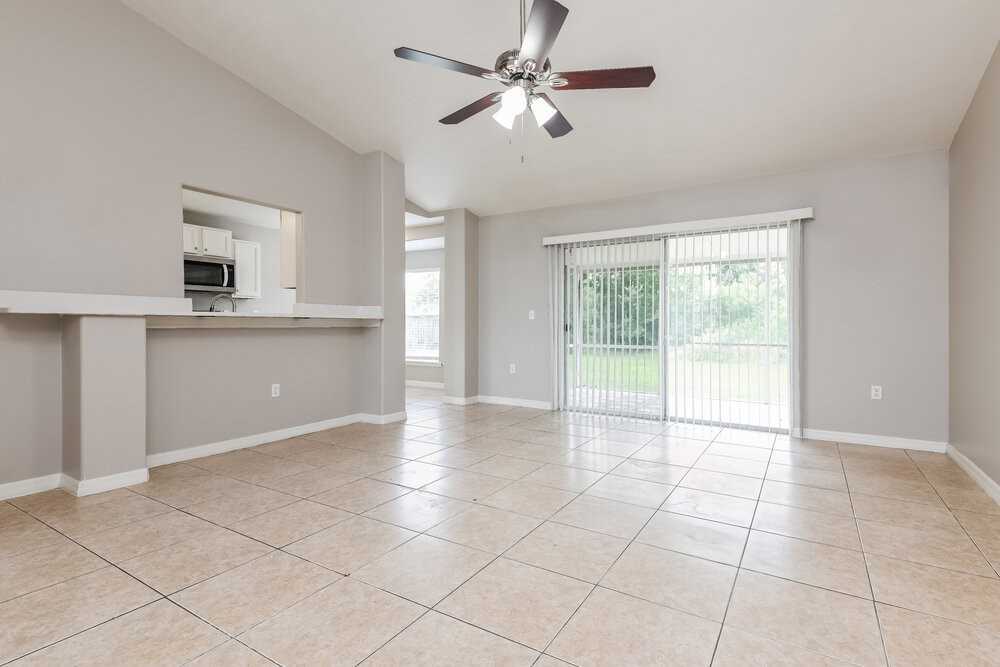 331 Caen Ct - Photo 6 of 17