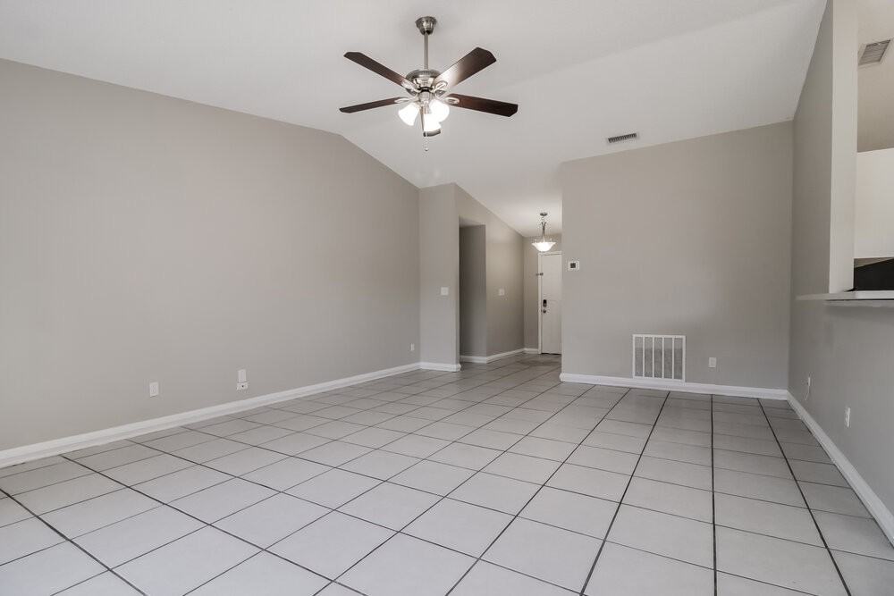 5437 Wauchula Ct - Photo 3 of 16