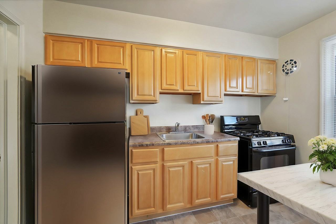 Lochwood Apartments - Photo 5 of 50