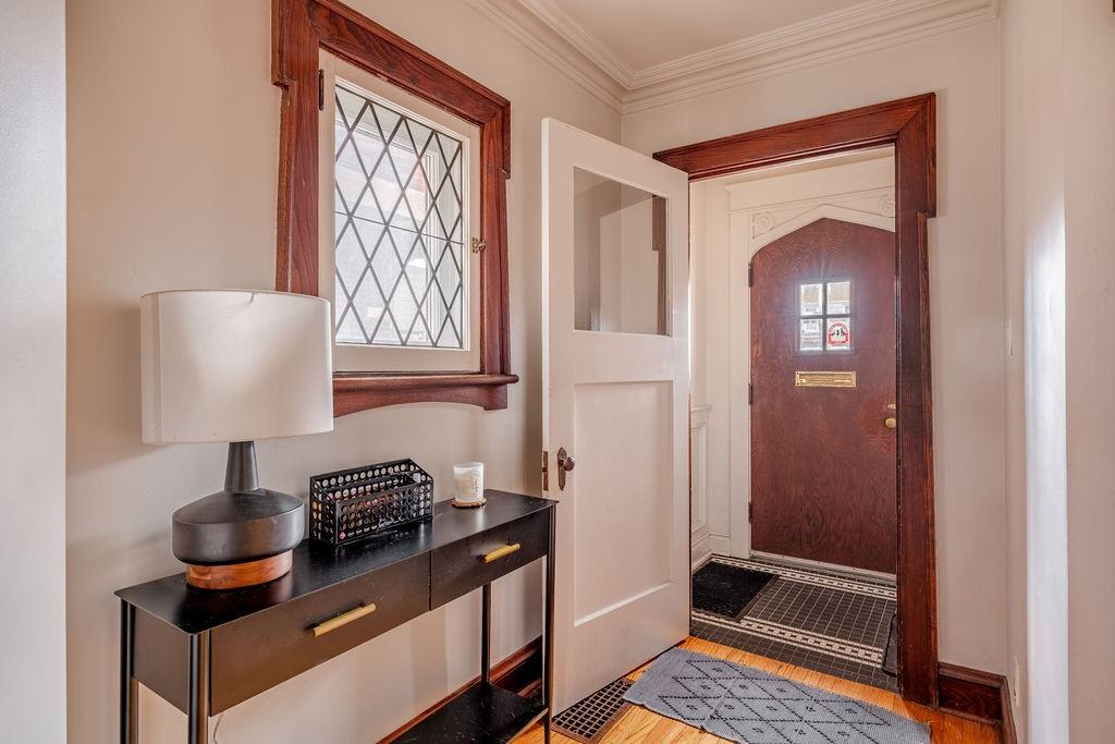 173 Bayswater Avenue - Photo 3 of 38