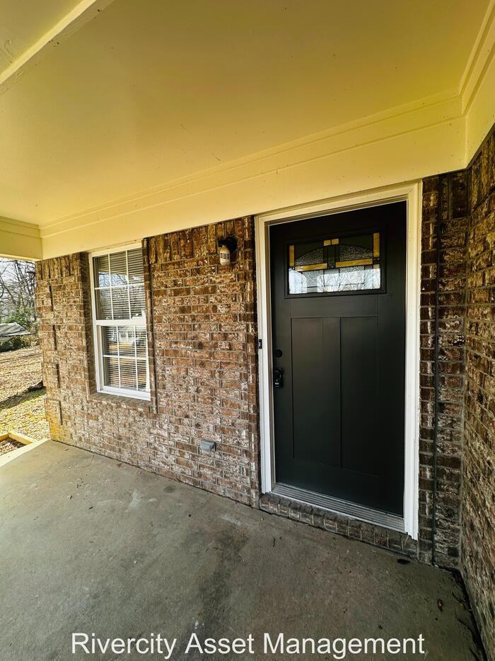 2733 Nelson Ave - Photo 2 of 12