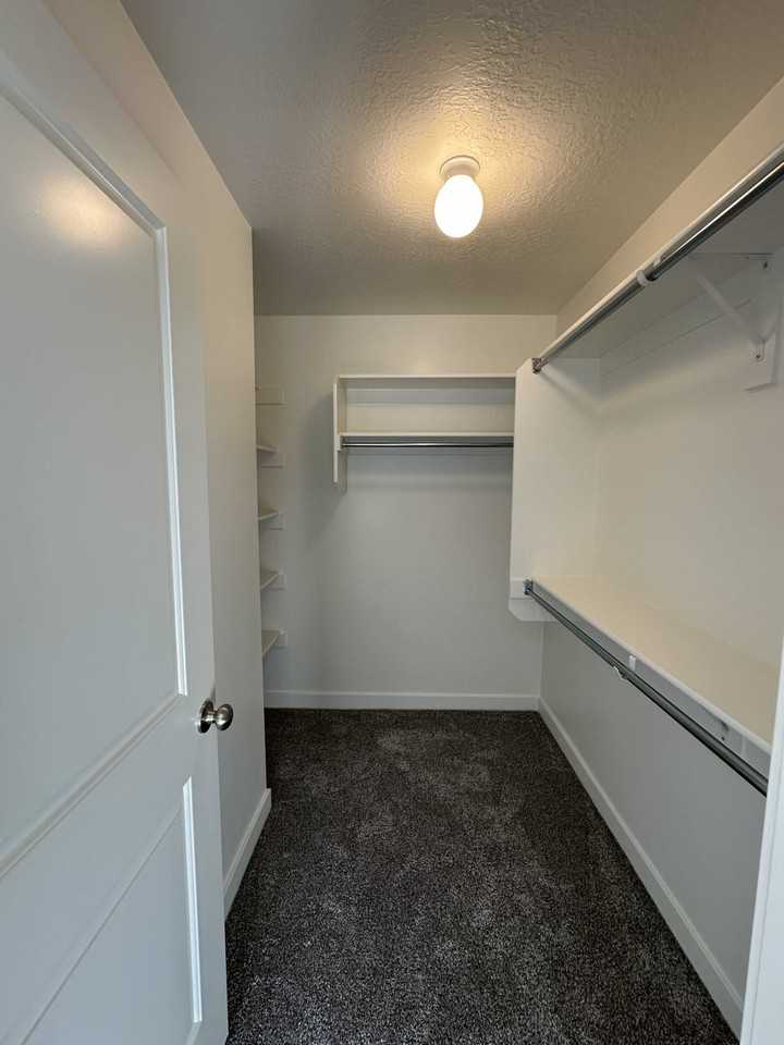 983 W 420 S #983 - Photo 4 of 13