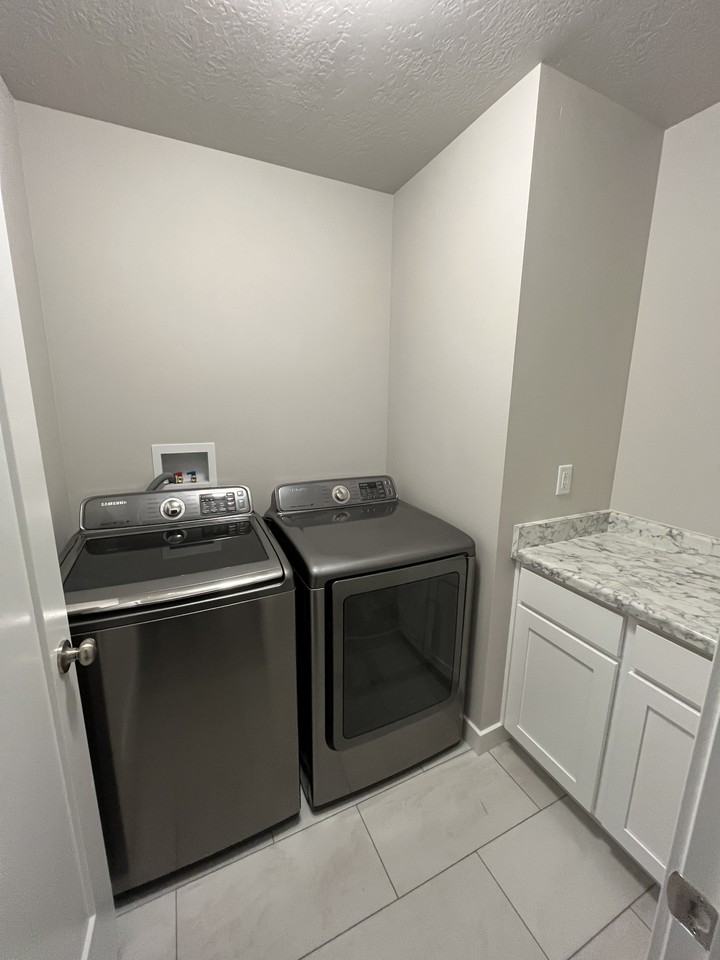 983 W 420 S #983 - Photo 6 of 13