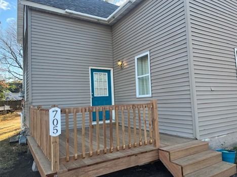 705 W Bancroft Ave #NA - Photo 2 of 17