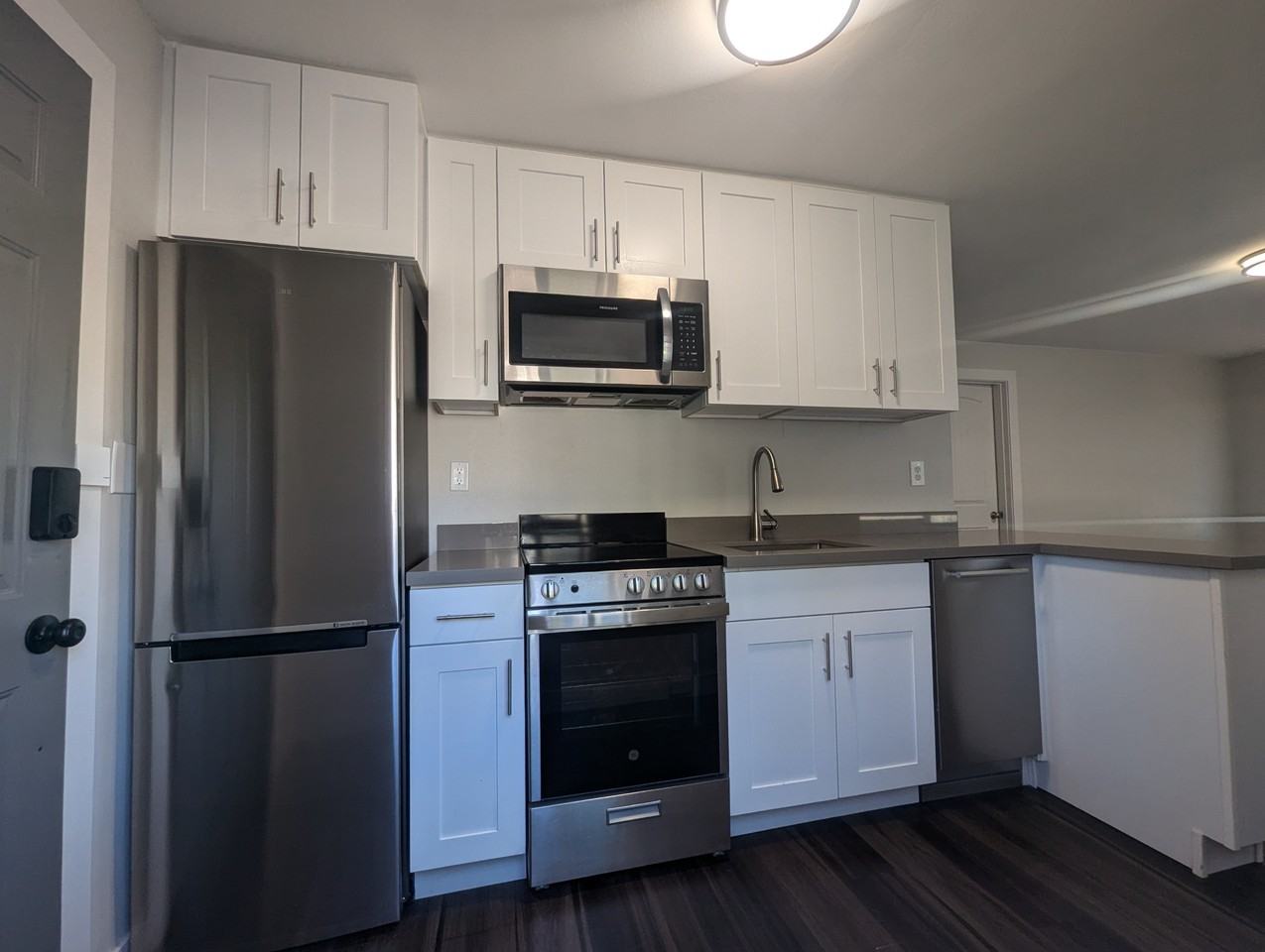 Birch St #161BIRCH - Photo 2 of 6