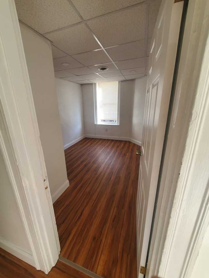 1600 Falck Ave #4 - Photo 2 of 7