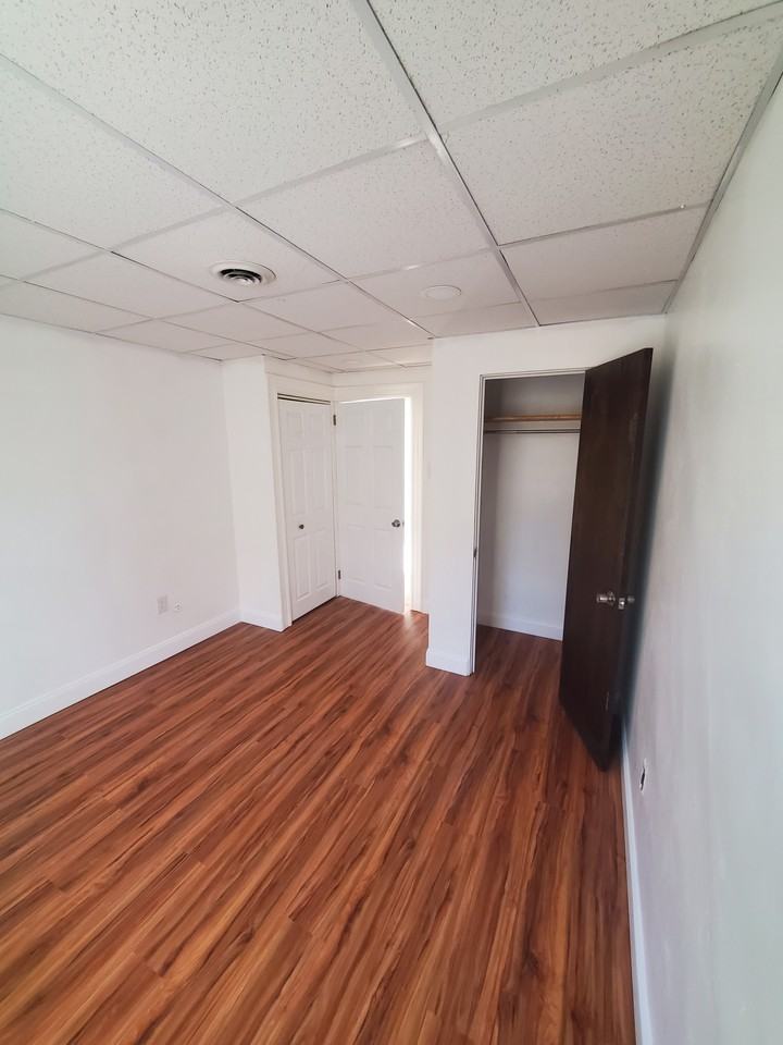 1600 Falck Ave #4 - Photo 6 of 7