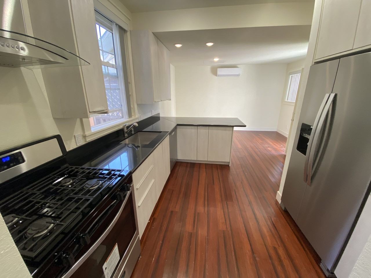 920 Myrtle St #NA - Photo 3 of 13