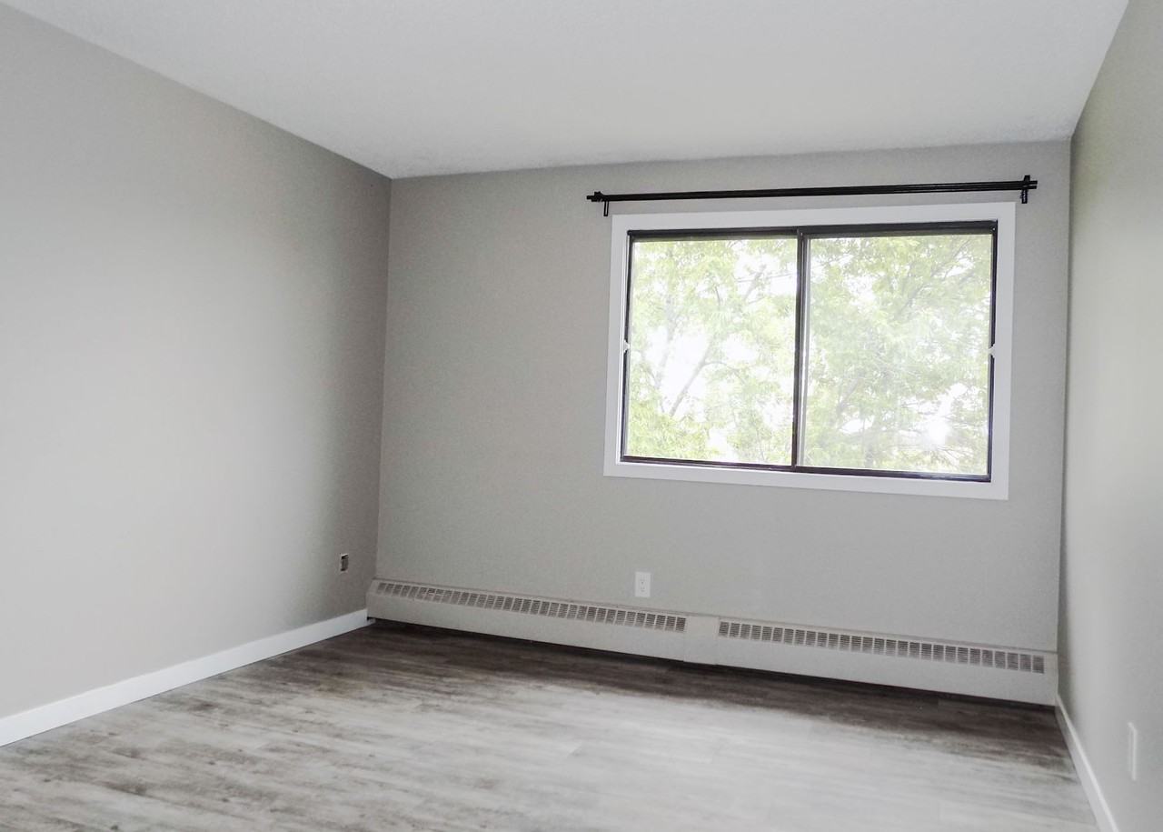 8111 96 StreetBlock D - 323 #323FR - Photo 4 of 7