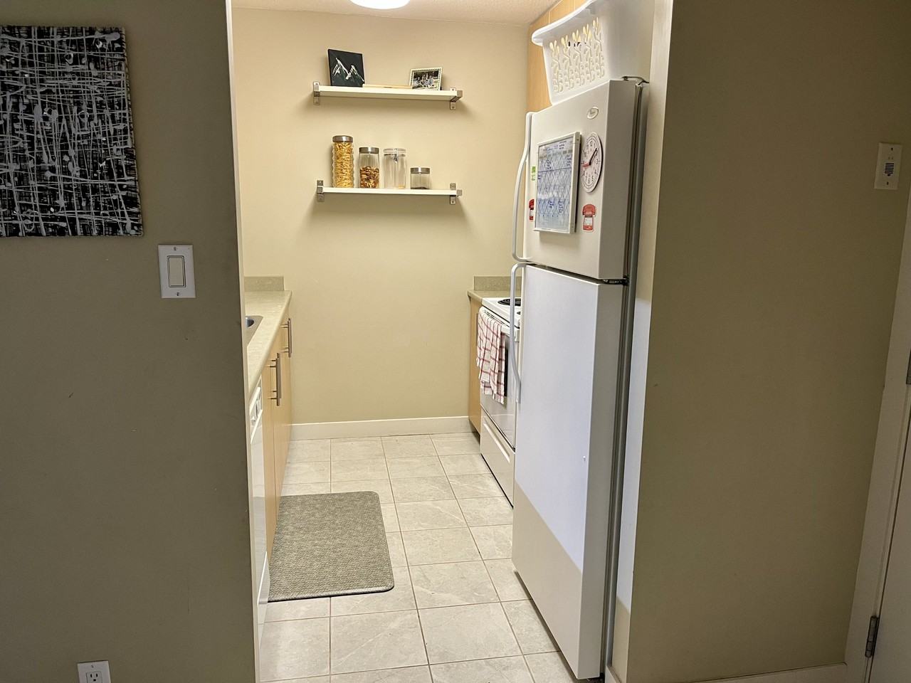 3660 Vanness Avenue - Photo 3 of 12