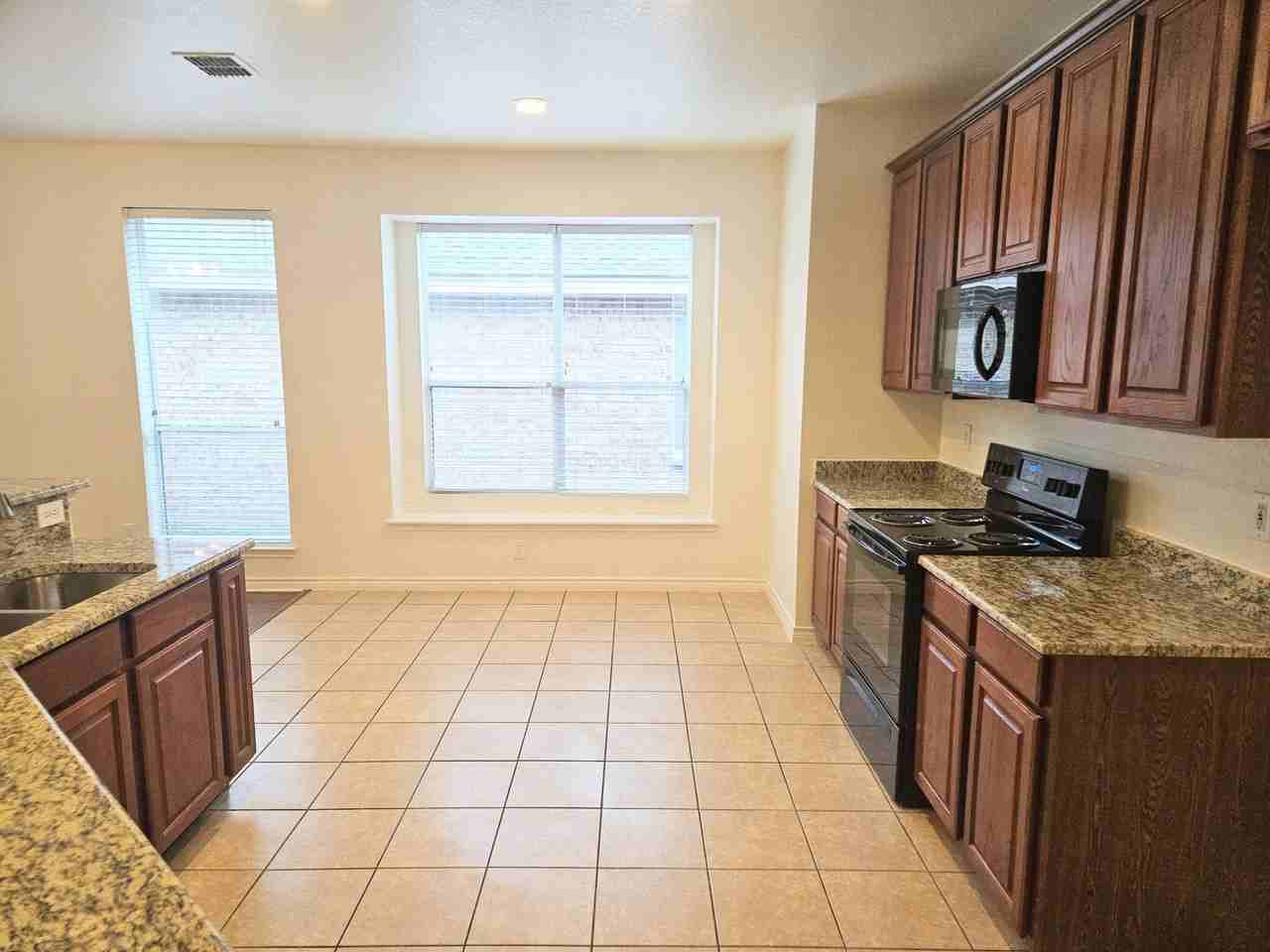 4260 Sweet Clover Ln - Photo 5 of 26