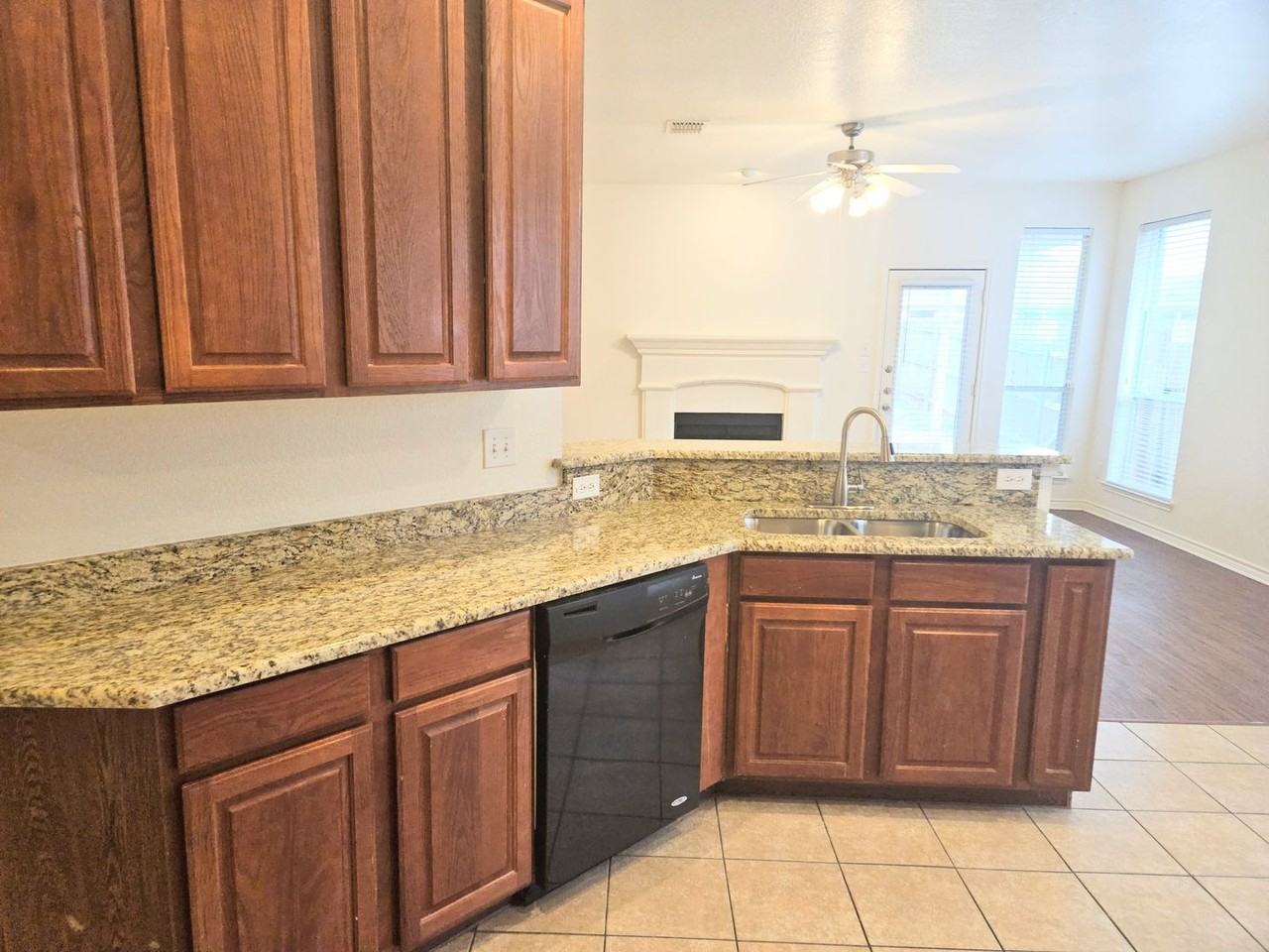 4260 Sweet Clover Ln - Photo 6 of 26