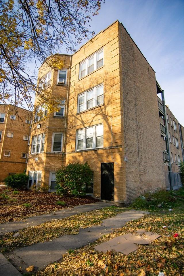 6804 S Perry Ave (NEW) - Photo 2 of 25