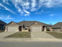 featured image of 213 Pebblestone Ln