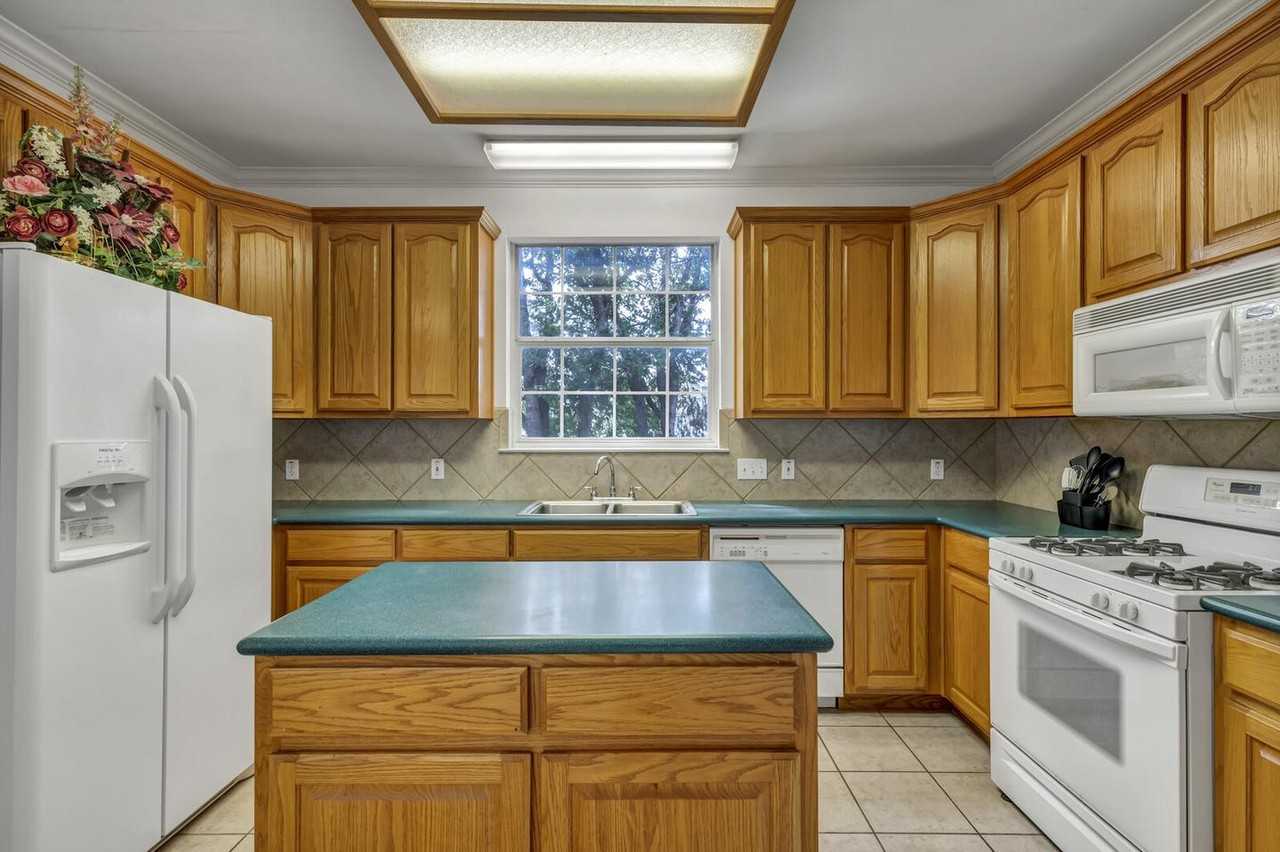 Round Rock Beauty – The Home You’ve Been Waiting For! - Photo 6 of 19