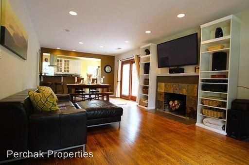 3156 Sun Valley Ave - Photo 3 of 12