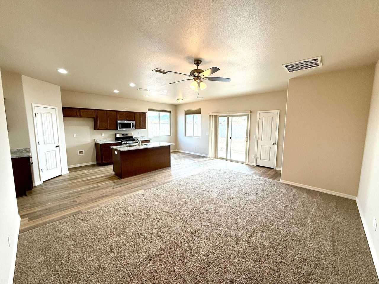 3587 Charleston Loop - Photo 5 of 37