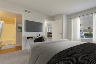 1349 West Horizon Ridge Parkway - Photo 1 of 1