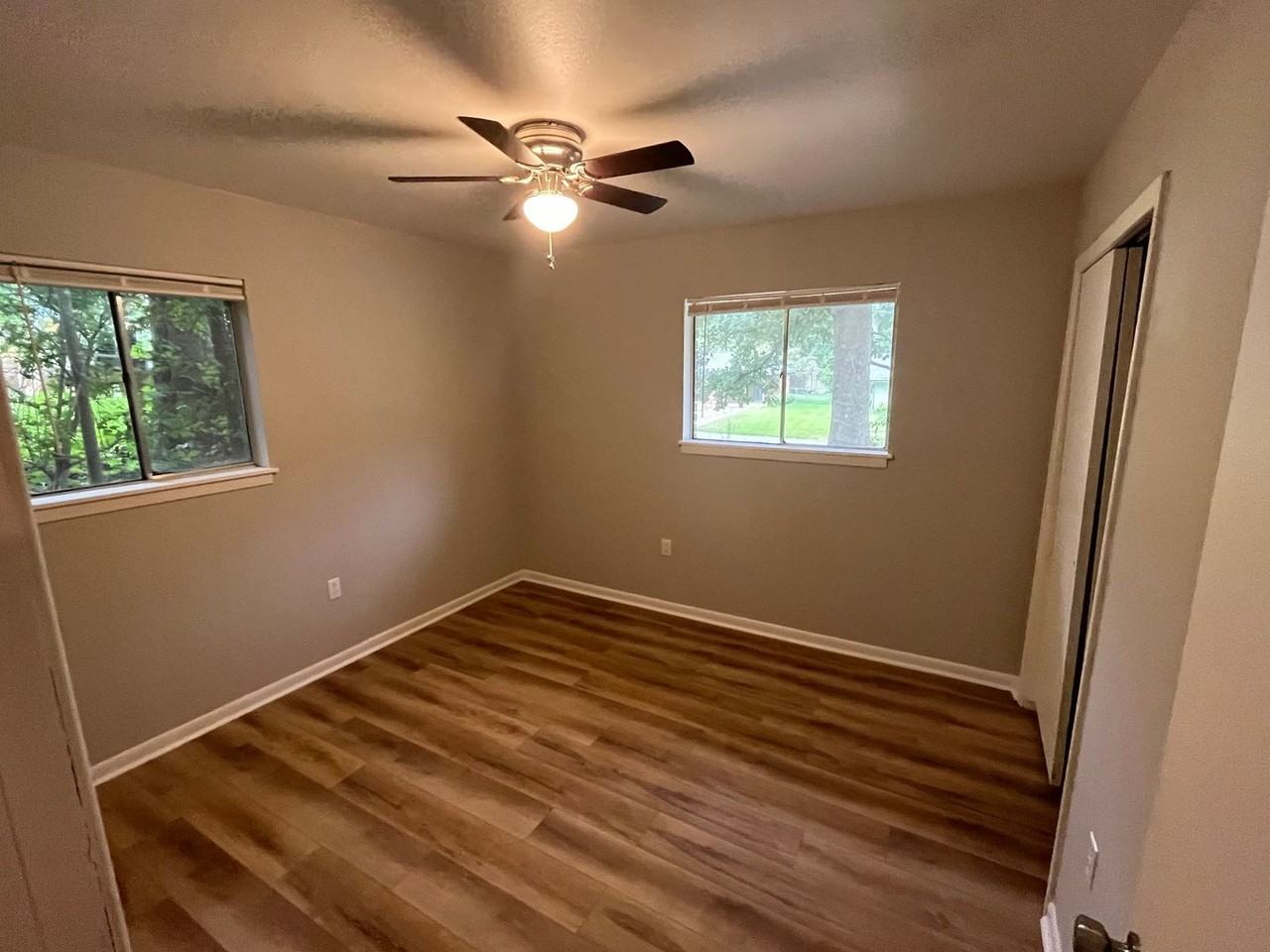 2602 Maple Dr - Photo 4 of 9