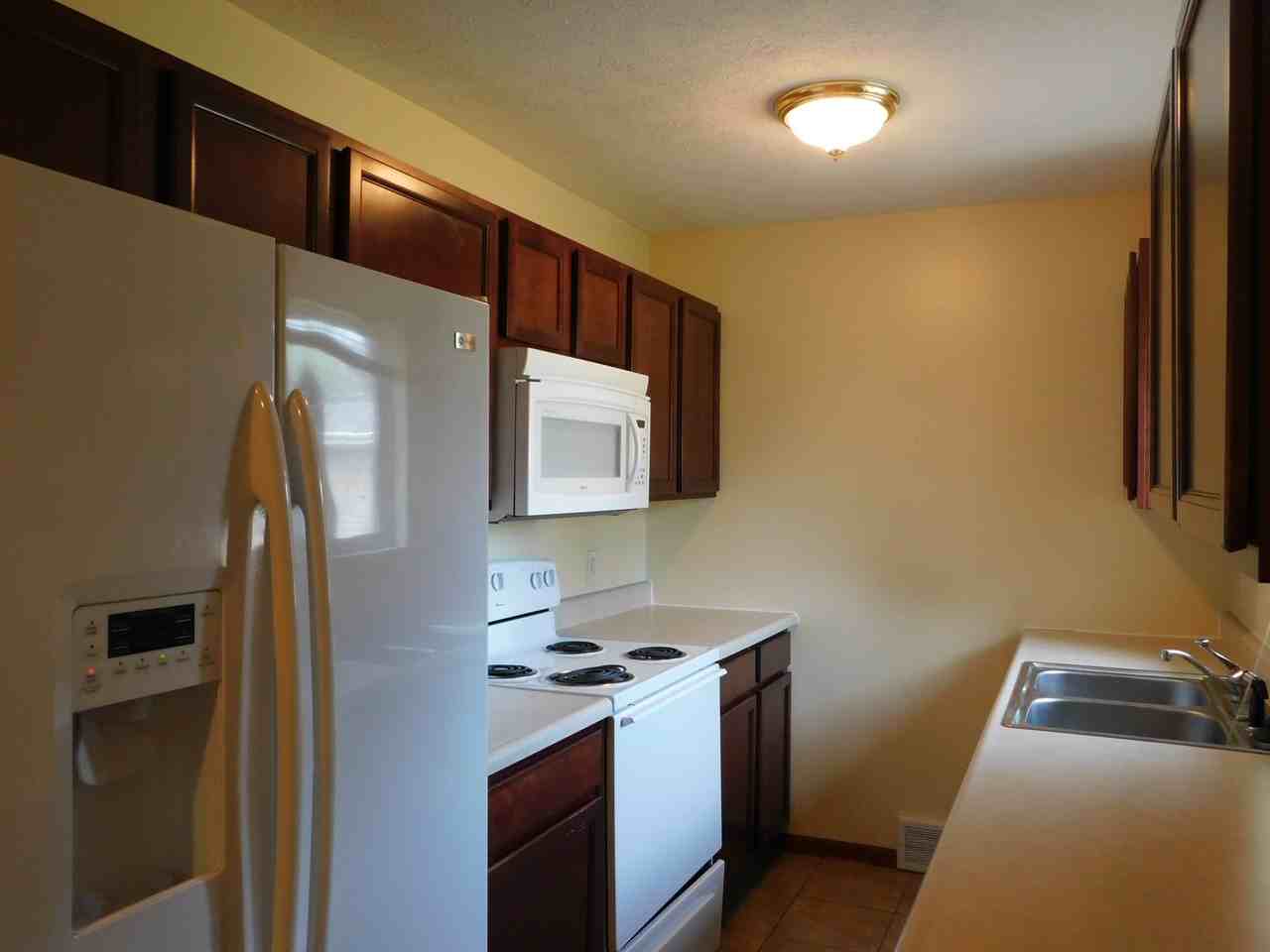 1420 East 14th - Photo 2 of 16