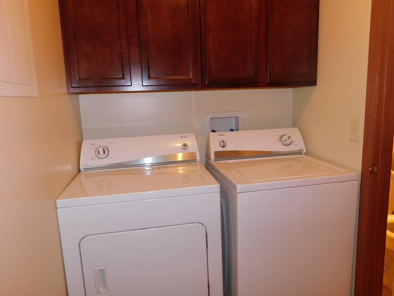 1420 East 14th - Photo 4 of 16