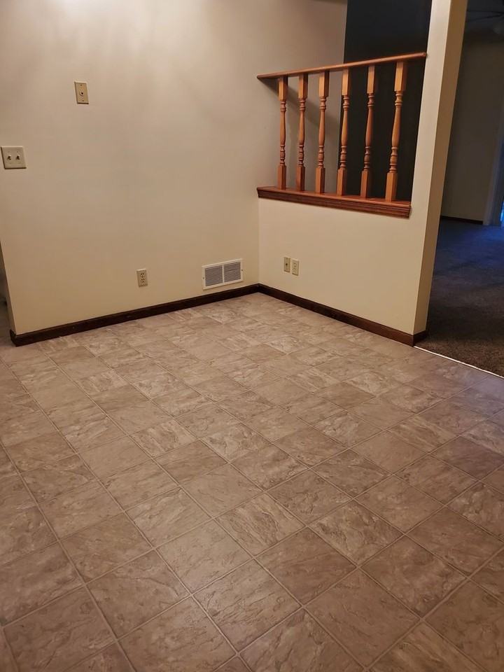 1510 Boswell Ave - Photo 3 of 13