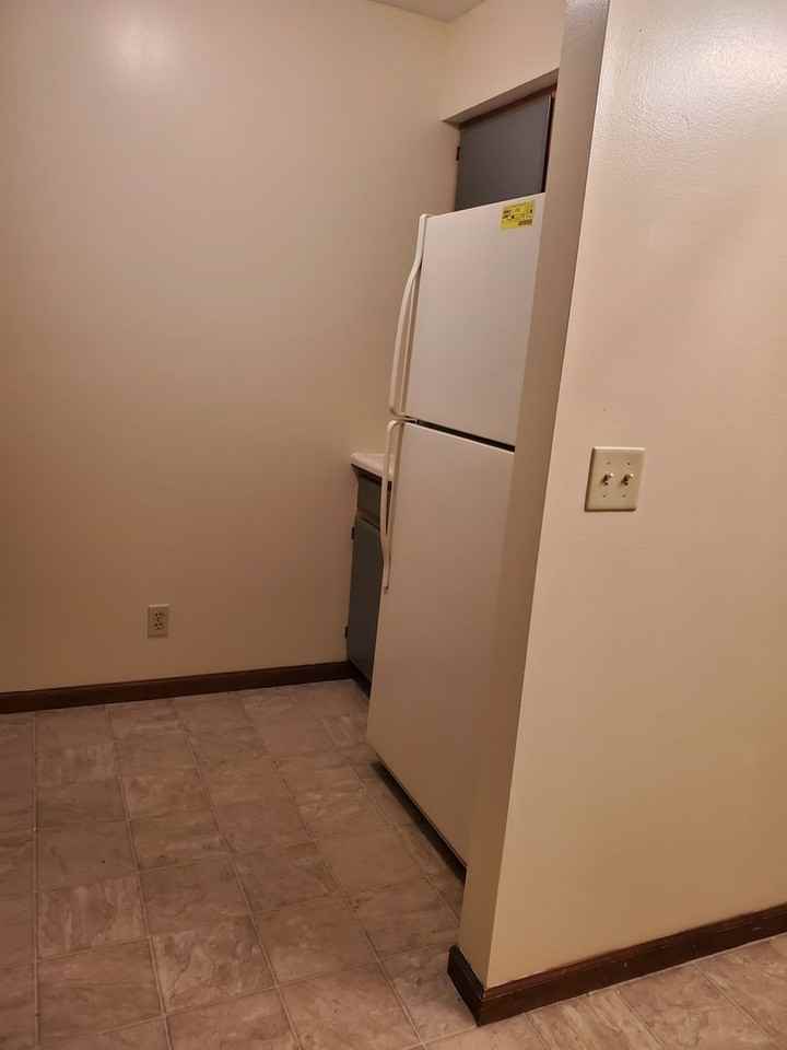 1510 Boswell Ave - Photo 5 of 13