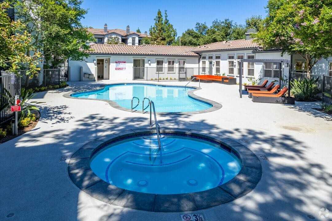 1550 Central Ave - Photo 4 of 50