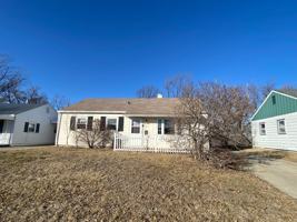 featured image of 811 W Purtscher Dr