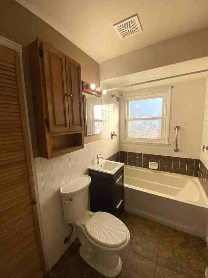 811 W Purtscher Dr - Photo 2 of 8