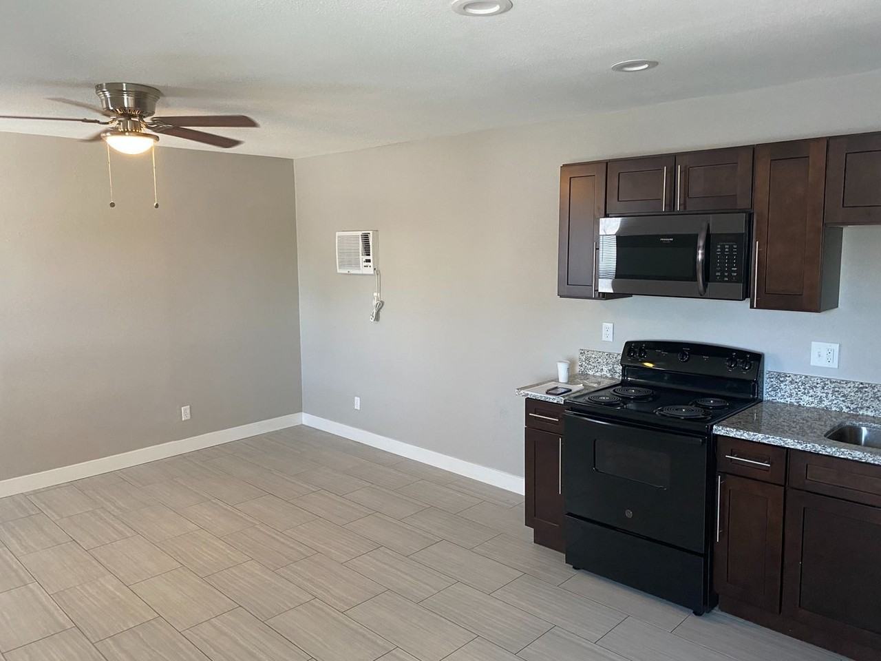 1601 Stewart Ave. - Photo 3 of 19