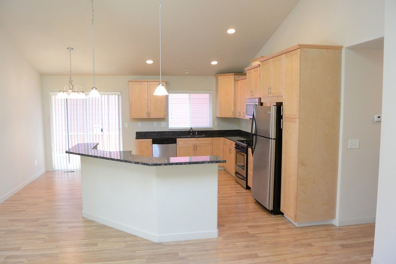 5206 Ne 29th Ave - Photo 6 of 14