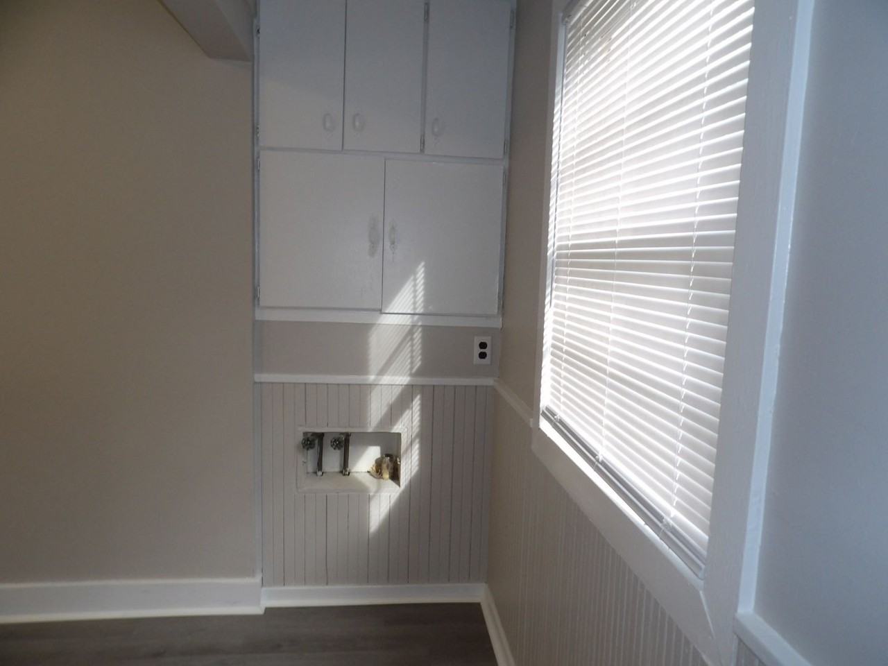 204 E Adams Ave - Photo 6 of 9