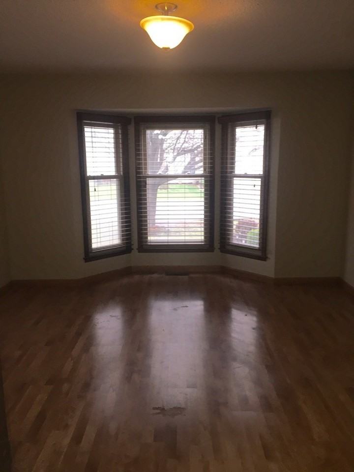 2237 Sw Westport Pl - Photo 3 of 17