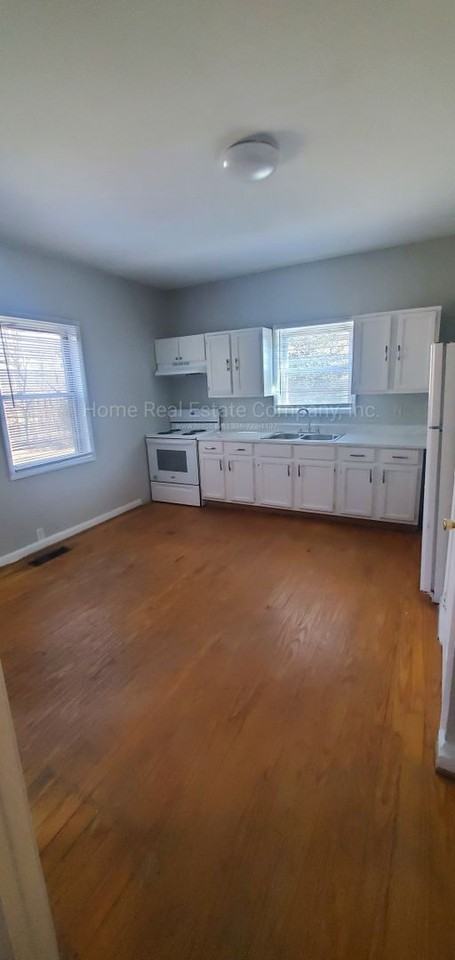 1601 Ne 25th St - Photo 3 of 10