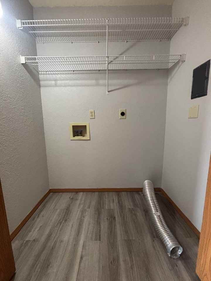 2862 S Meadowbrook Ave #11 - Photo 2 of 7